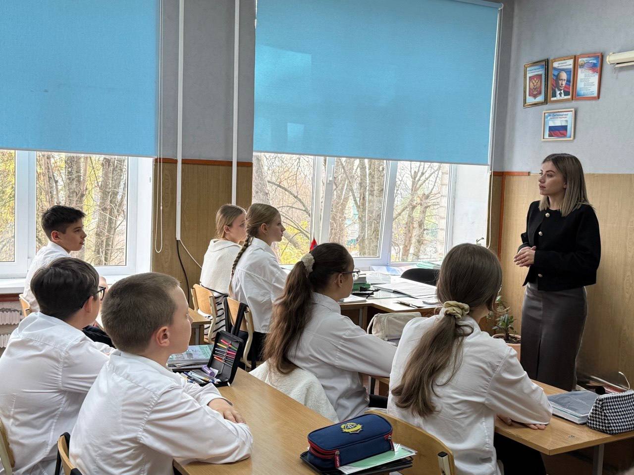 ЦИФРОВАЯ ГИГИЕНА: КАК СОХРАНИТЬ ШКОЛЬНИКУ ЗДОРОВЬЕ И БЕЗОПАСНОСТЬ В ЦИФРОВОМ МИРЕ